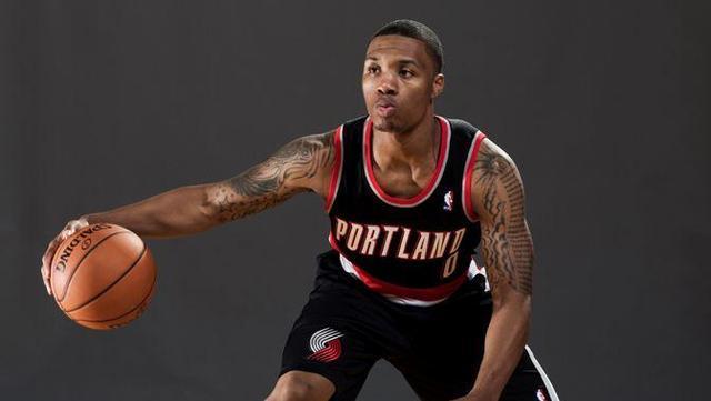 中国队篮板 中国队篮板