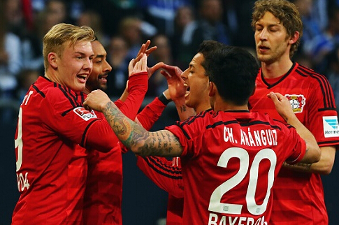 瞩目的半决 瞩目的半决