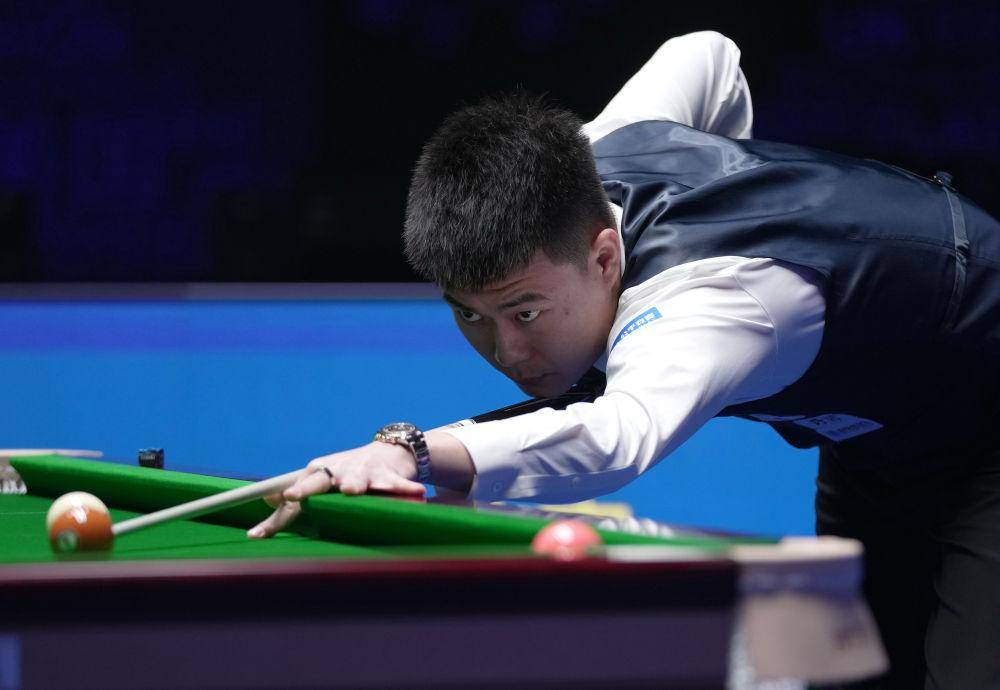 中场新星 中场新星