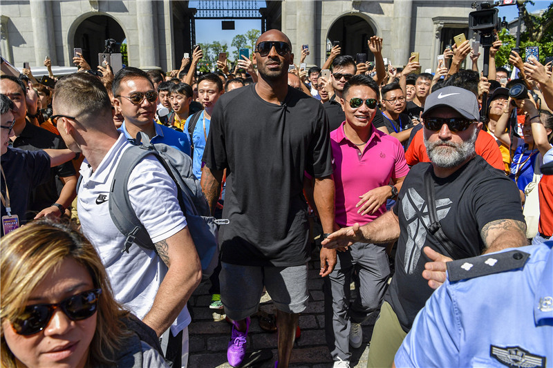 和更果断的 和更果断的